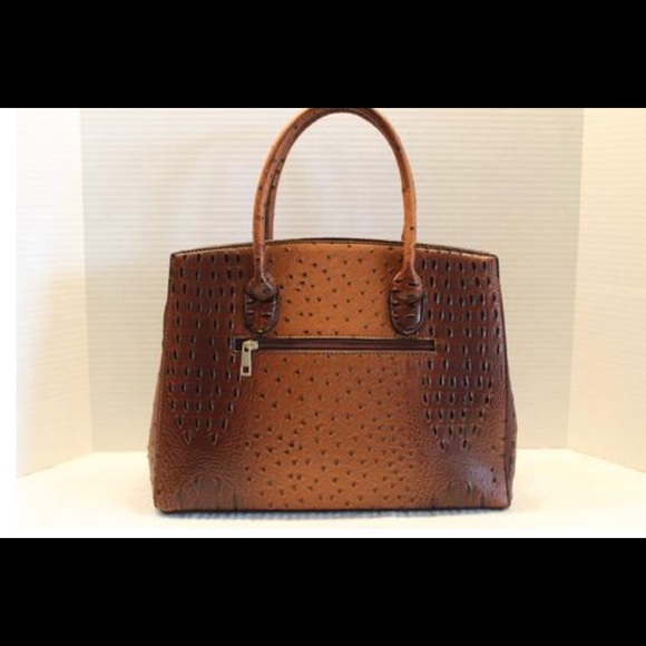 Brown Ostrich & Croc Print Handbag + Clutch🌹 - Picture 3 of 4